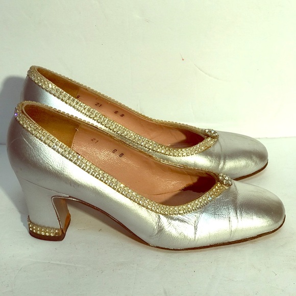 VINTAGE ROSINA FERRAGAMO SCHIAVONE LEATHER SHOES - Picture 1 of 6